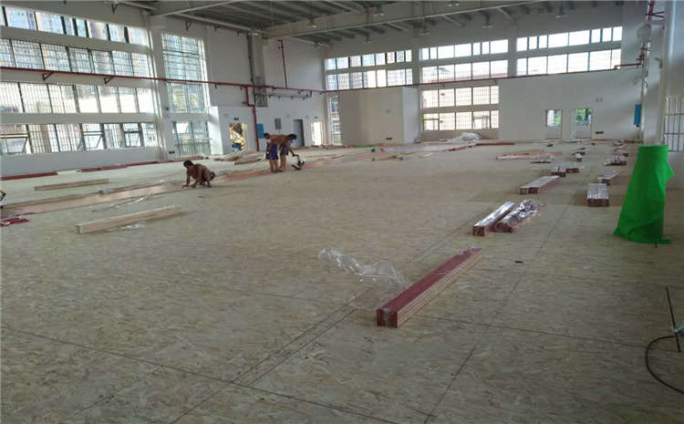 22厚木地板籃球場單層龍骨結構