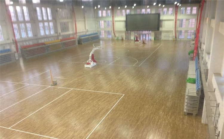 20厚籃球場木地板怎么翻新？